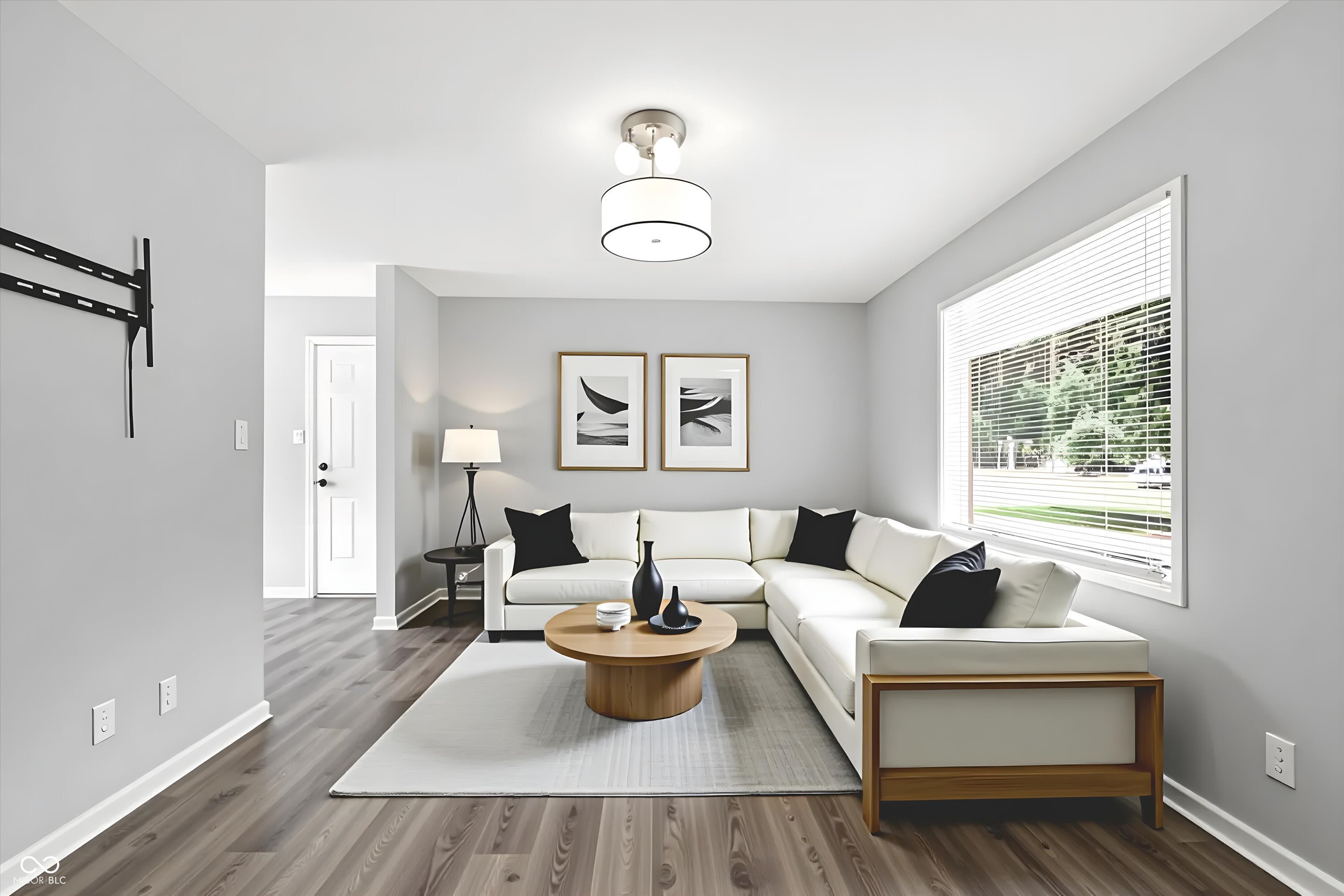 525 Howard Road Greenwood, IN 46142 - Photo 4 of 44 Gallery Image 4