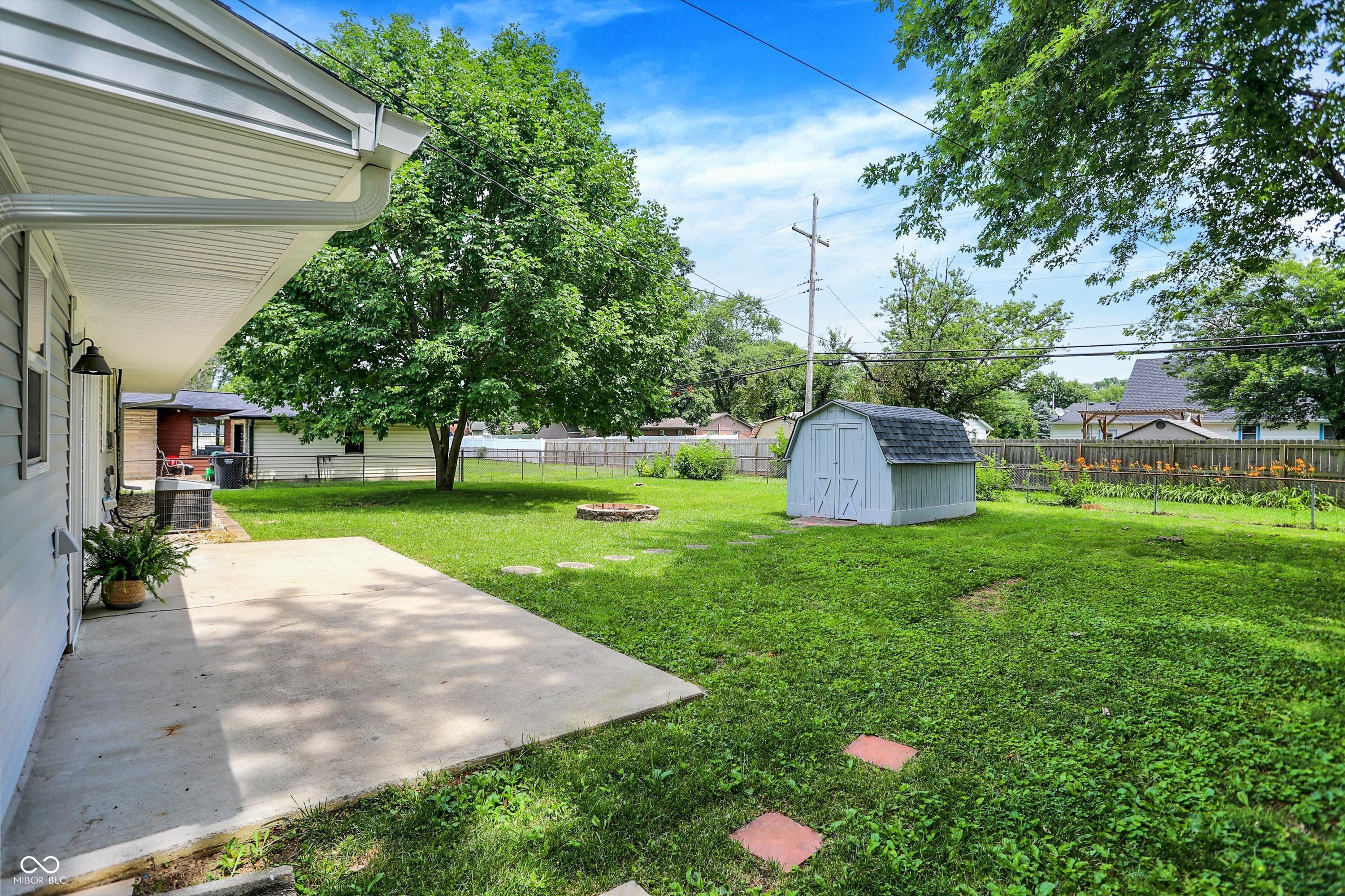 525 Howard Road Greenwood, IN 46142 - Photo 43 of 44 Gallery Image 43