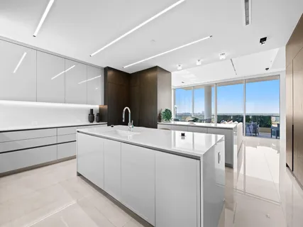 $5,750,000 | 920 Intracoastal Drive, Unit PH1, Fort Lauderdale, FL 33304