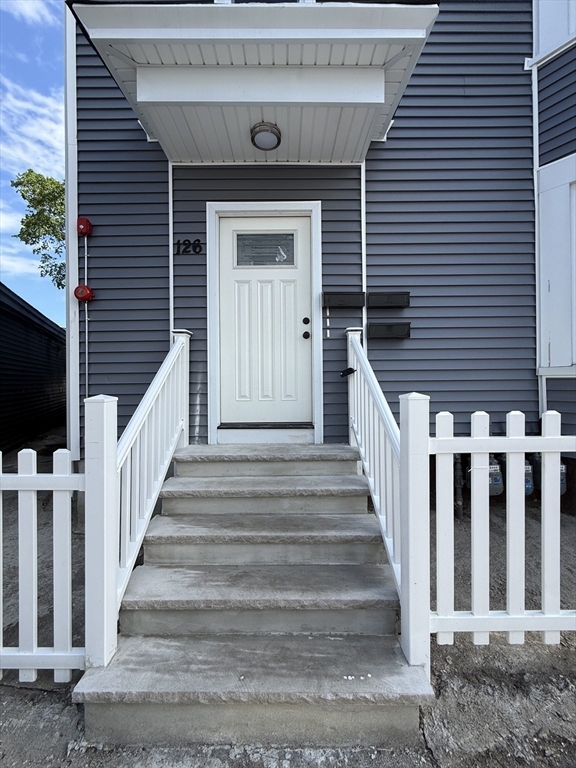 126 Cross Street, Unit 3 Lawrence, MA 01841 - Photo 16 of 17