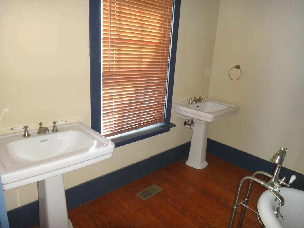 3150 Green Ridge Road Northwest Roanoke, VA 24019 - Photo 13 of 21 alt view bath 3