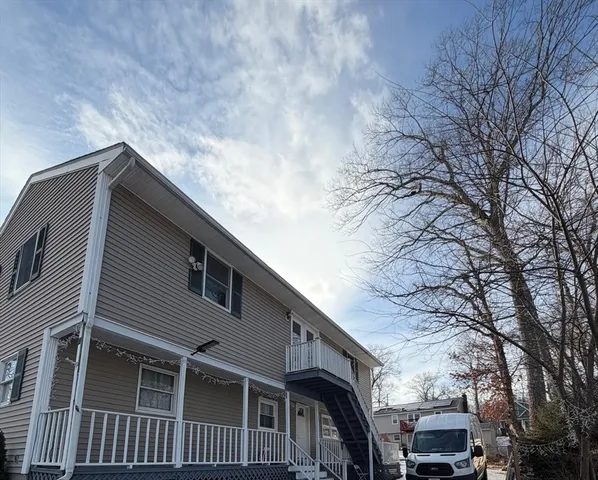 $2,400 | 44 Pembroke Street, Unit 2, Marlborough, MA 01752