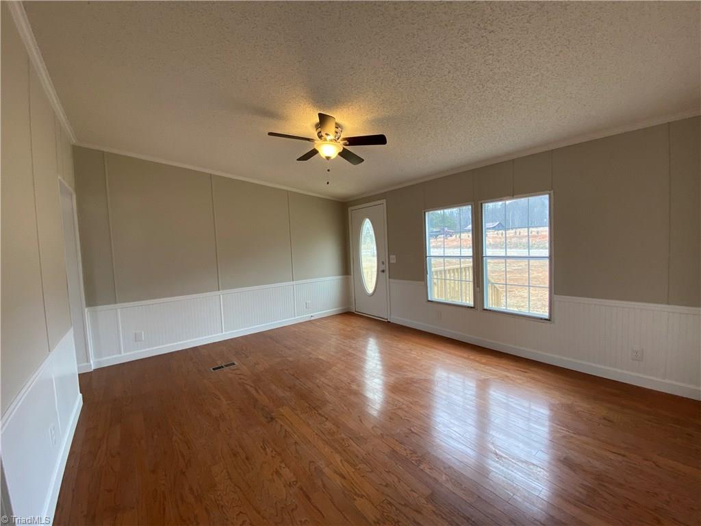1362 Harris Road Walnut Cove, NC 27052 - Photo 4 of 25 Gallery Image 4