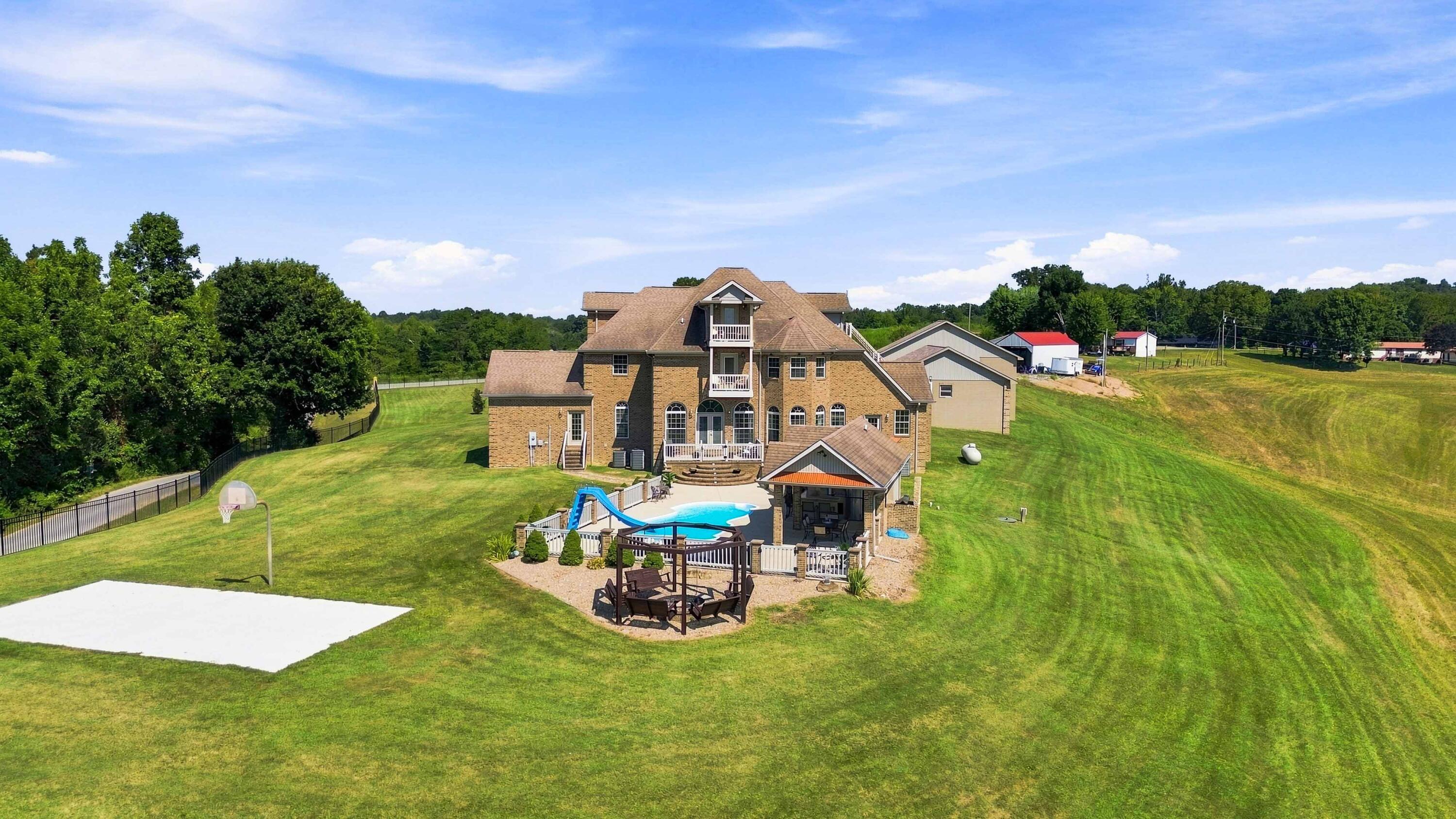 585 Tunnel Ridge Road Stearns, KY 42647 - Photo 81 of 106 087