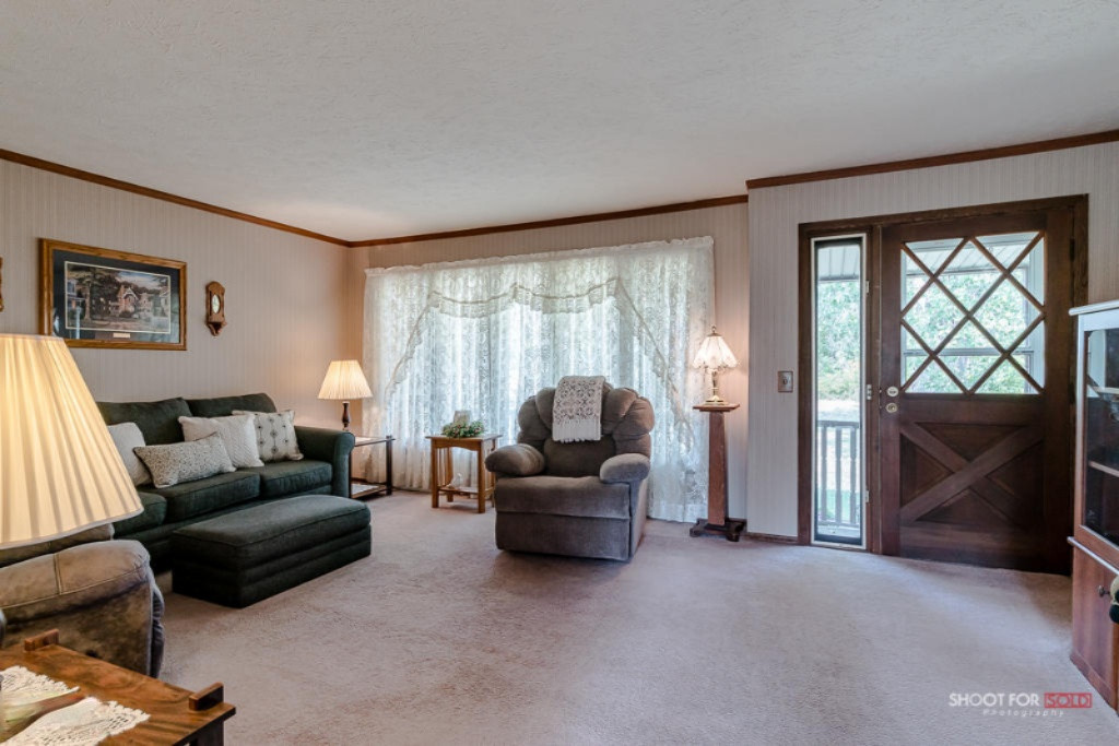 7996 State Road Coopersville, MI 49404 - Photo 12 of 37 7996State17Lores