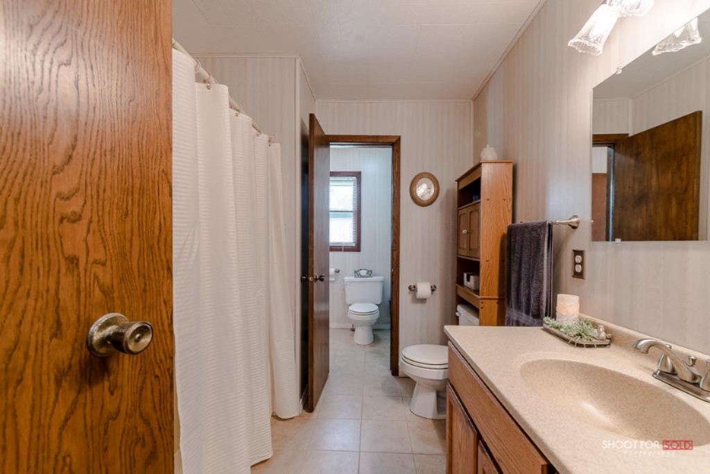 7996 State Road Coopersville, MI 49404 - Photo 19 of 37 7996State13Lores