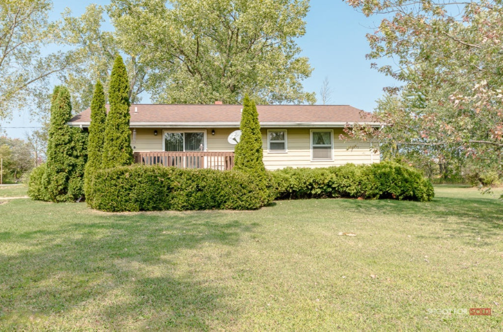 7996 State Road Coopersville, MI 49404 - Photo 2 of 37 7996State29Lores