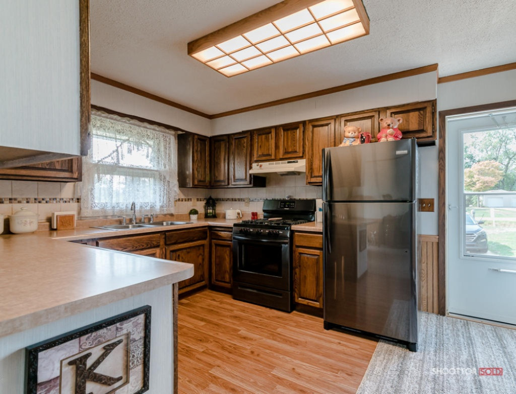 7996 State Road Coopersville, MI 49404 - Photo 6 of 37 7996State23Lores