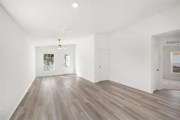 $279,900 | 13311 Tula Loop, Astatula, FL 34705