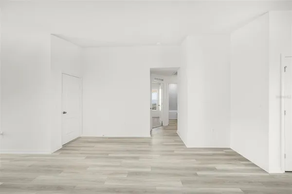 $279,900 | 13311 Tula Loop, Astatula, FL 34705