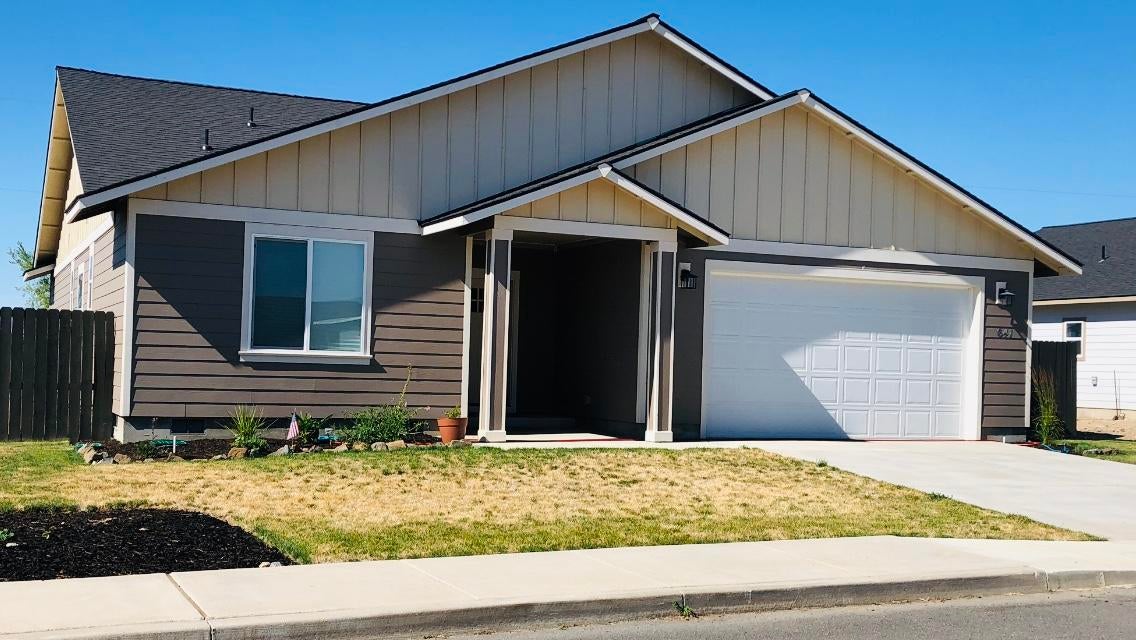 641 Freedom Lane Metolius, OR 97741 - Photo 1 of 22 IMG_0827