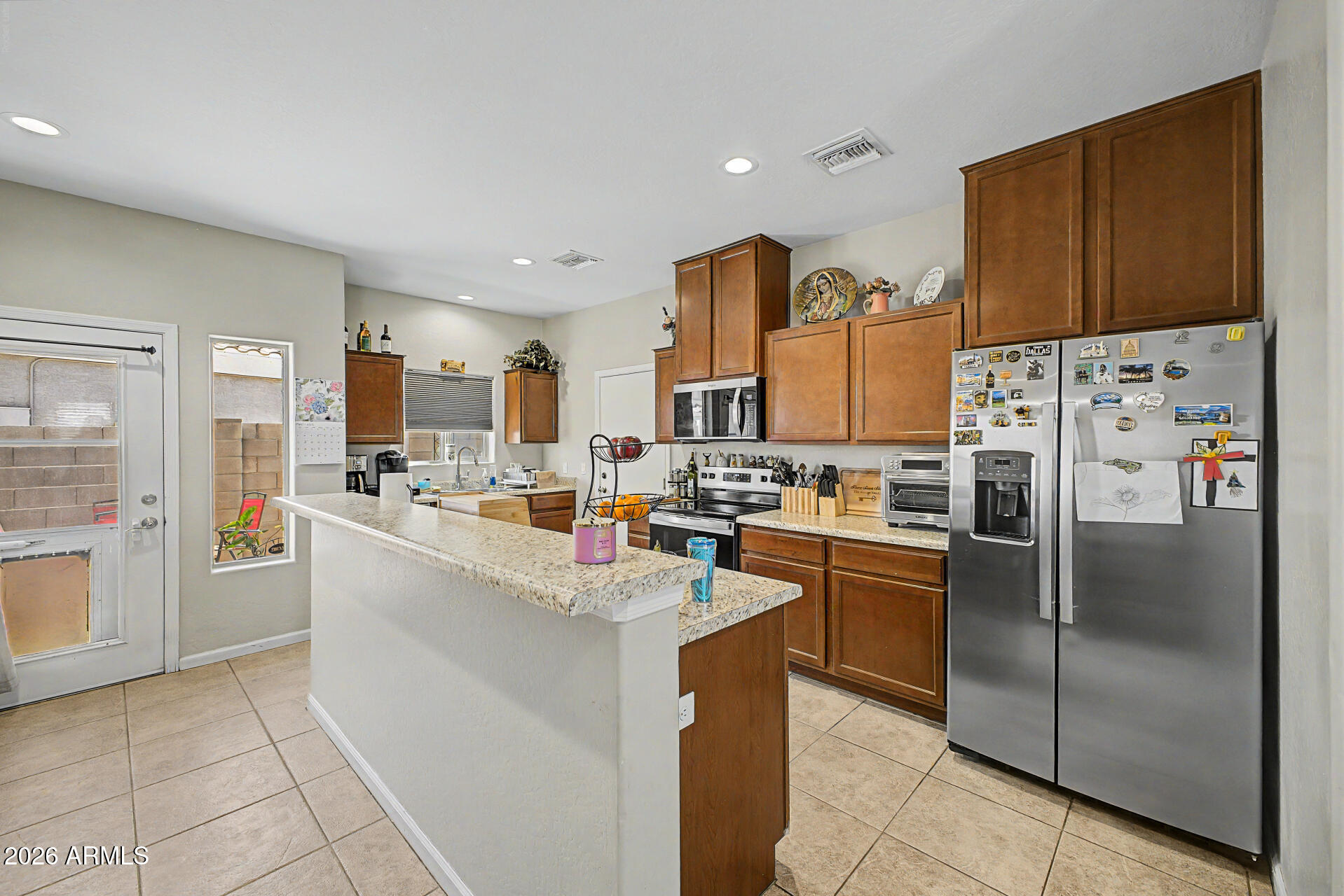 8225 South 5th Lane Phoenix, AZ 85041 - Photo 11 of 33 11-5th