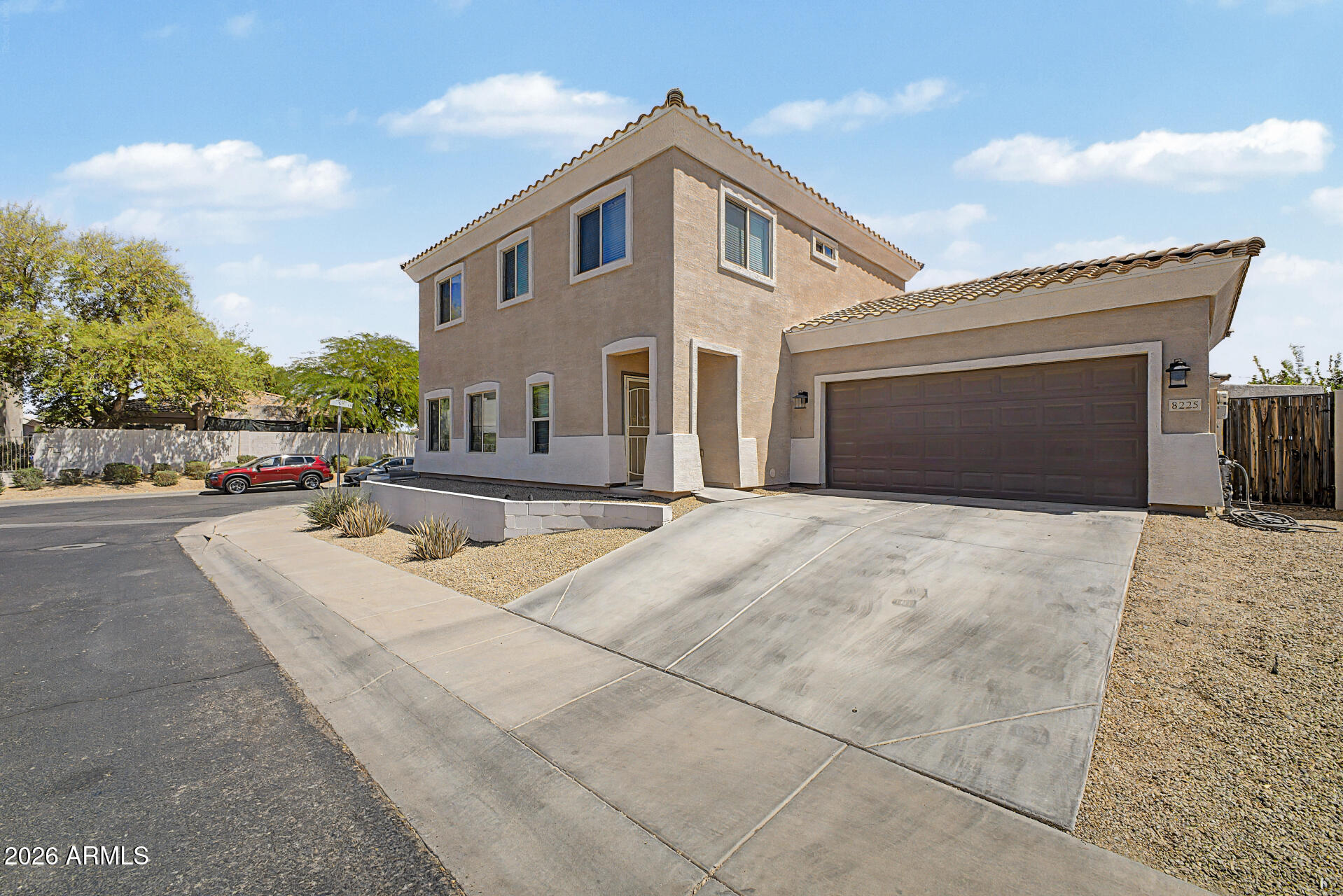 8225 South 5th Lane Phoenix, AZ 85041 - Photo 3 of 33 03-5th