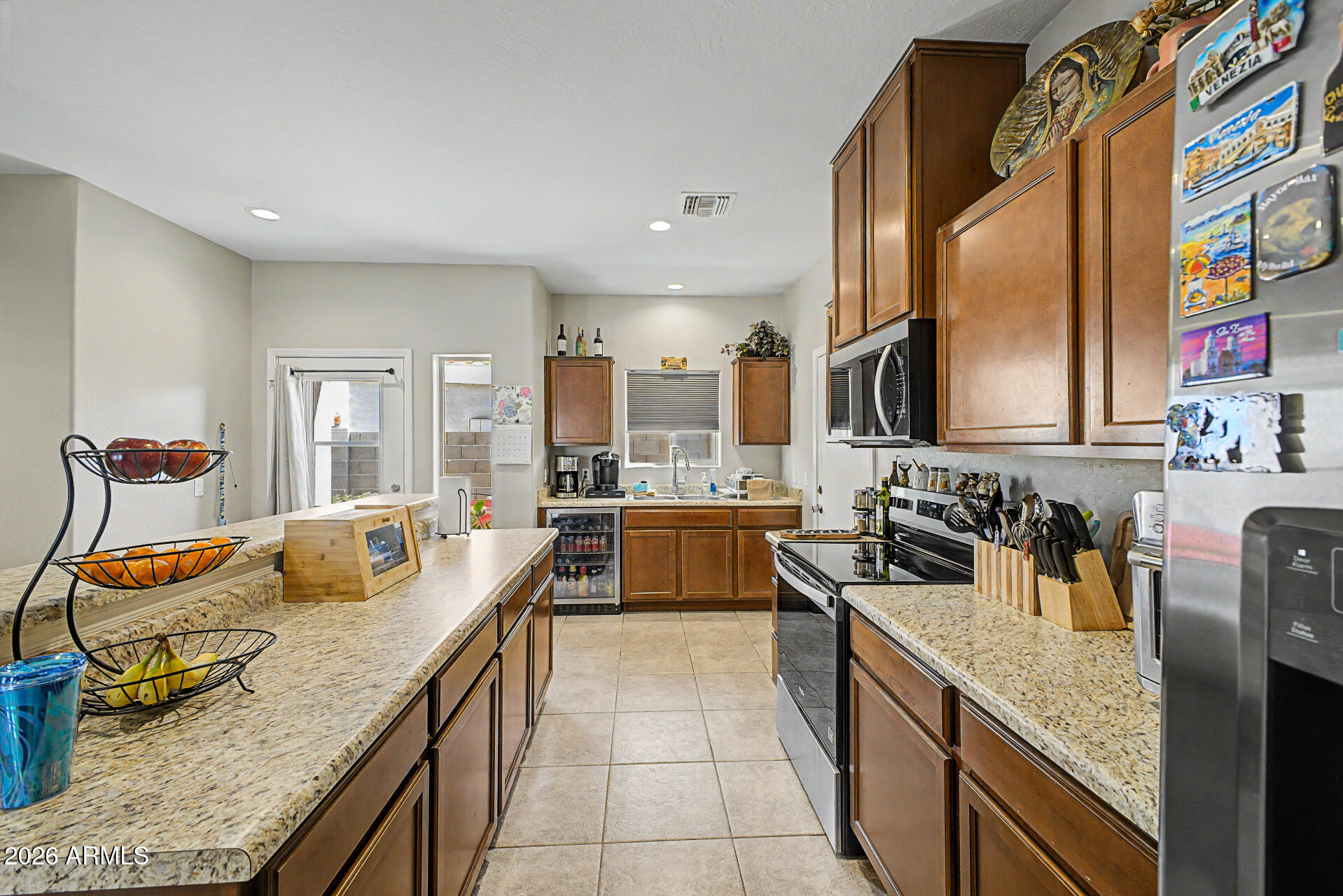8225 South 5th Lane Phoenix, AZ 85041 - Photo 10 of 33 10-5th