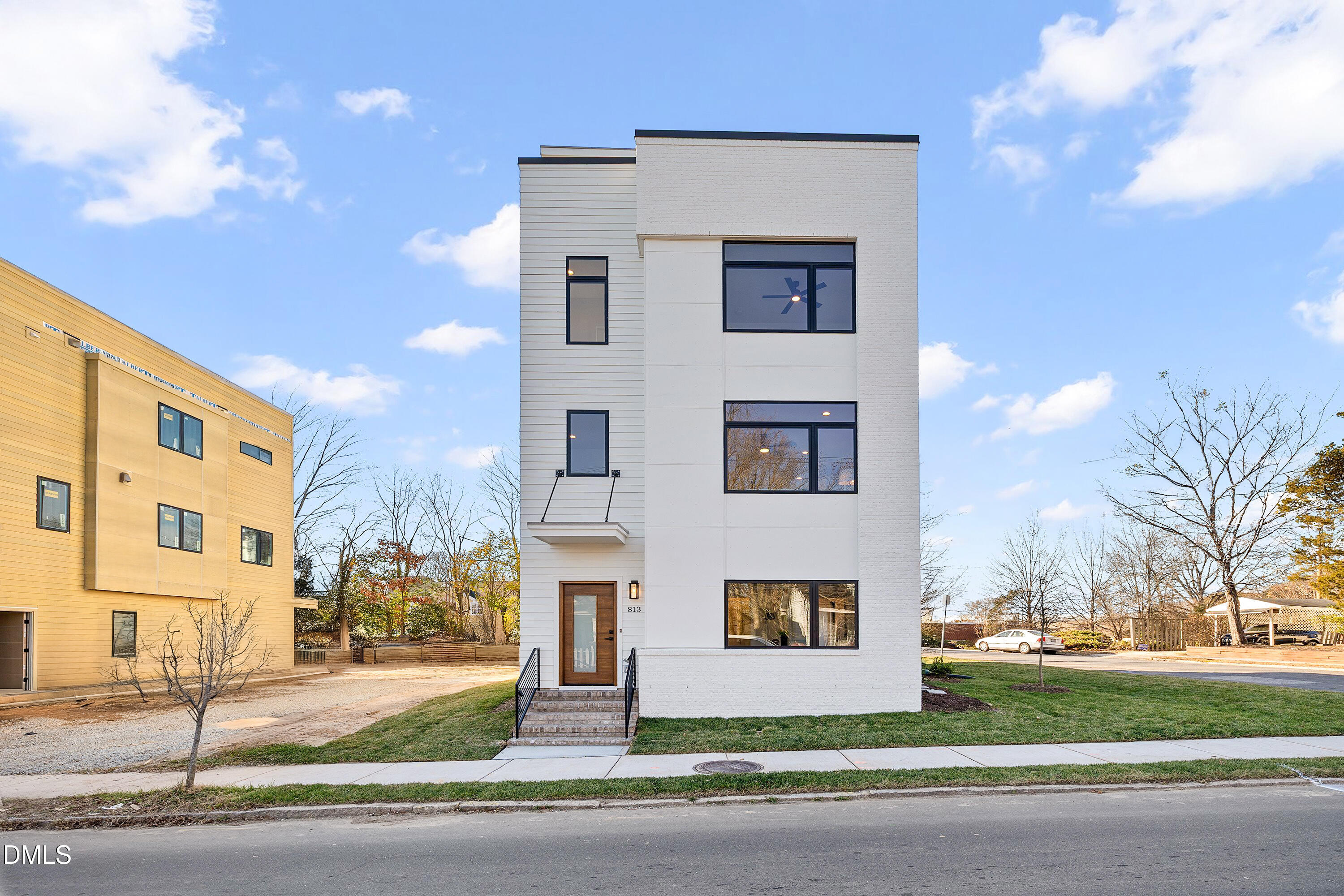 01-813 N Roxboro_6993 EDITED