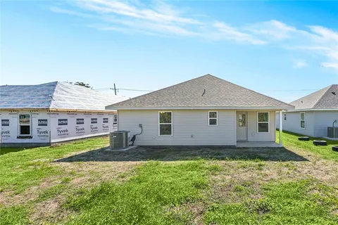 $257,900 | 512 Helis Drive, Waggaman, LA 70094