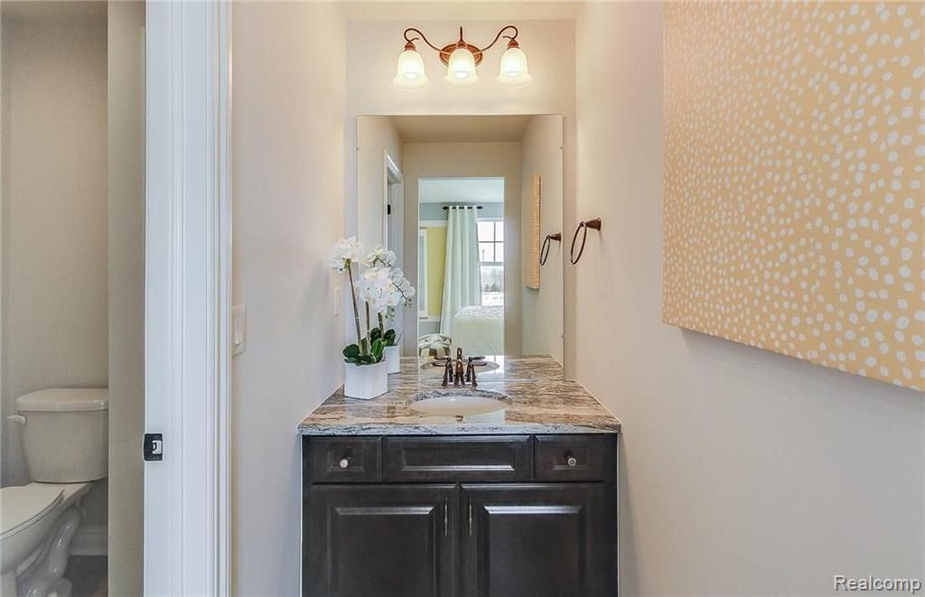 1082 Prescott Drive Rochester Hills, MI 48309 - Photo 14 of 25