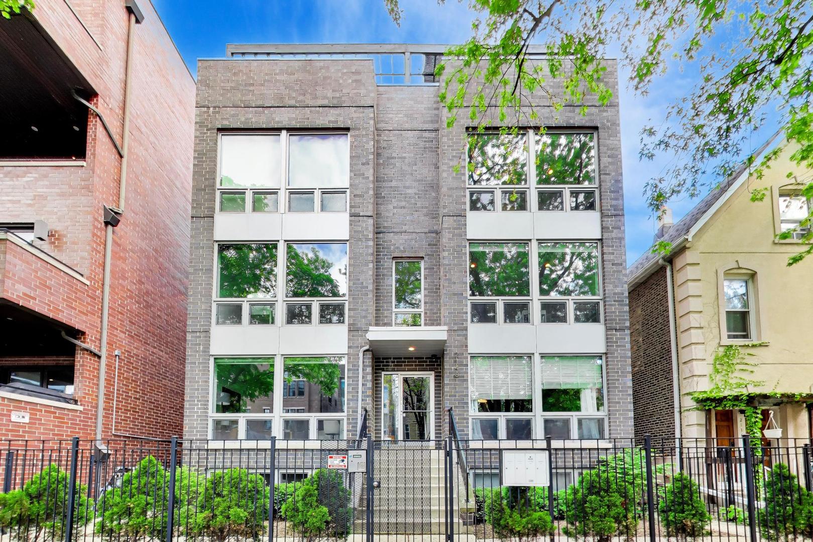 2140 West Rice Street, Unit 2E Chicago, IL 60622 - Photo 1 of 33 Gallery Image 1