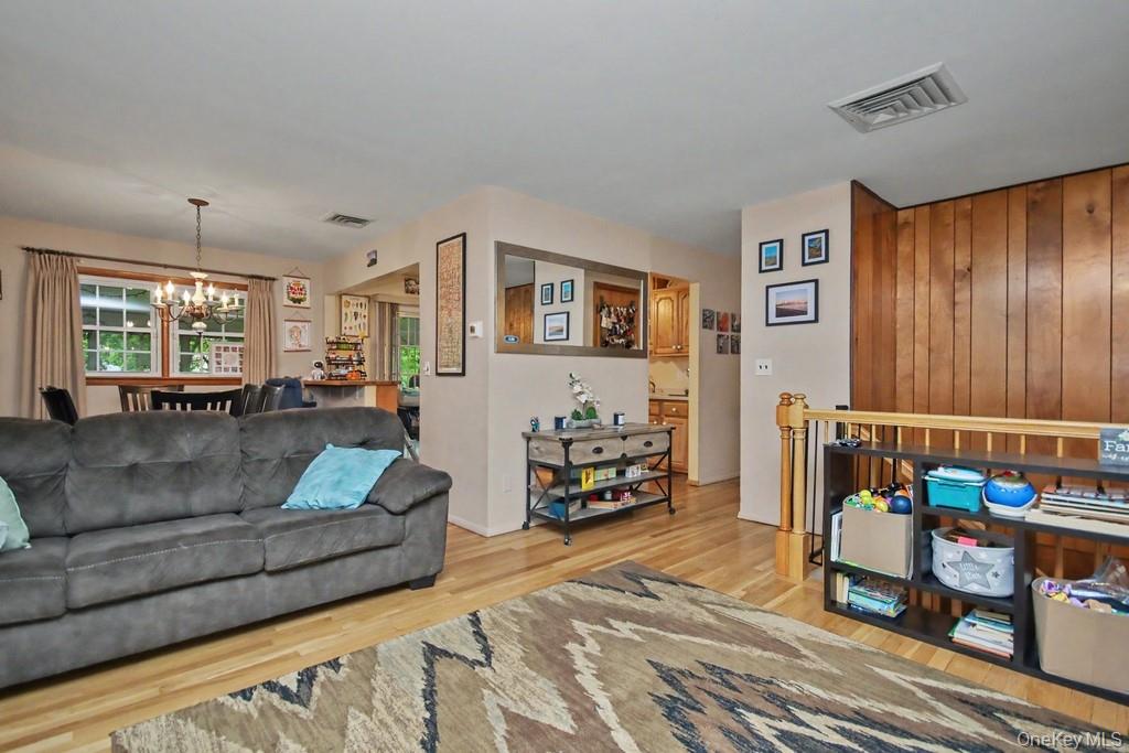 35 Sengstacken Drive Stony Point, NY 10980 - Photo 3 of 17