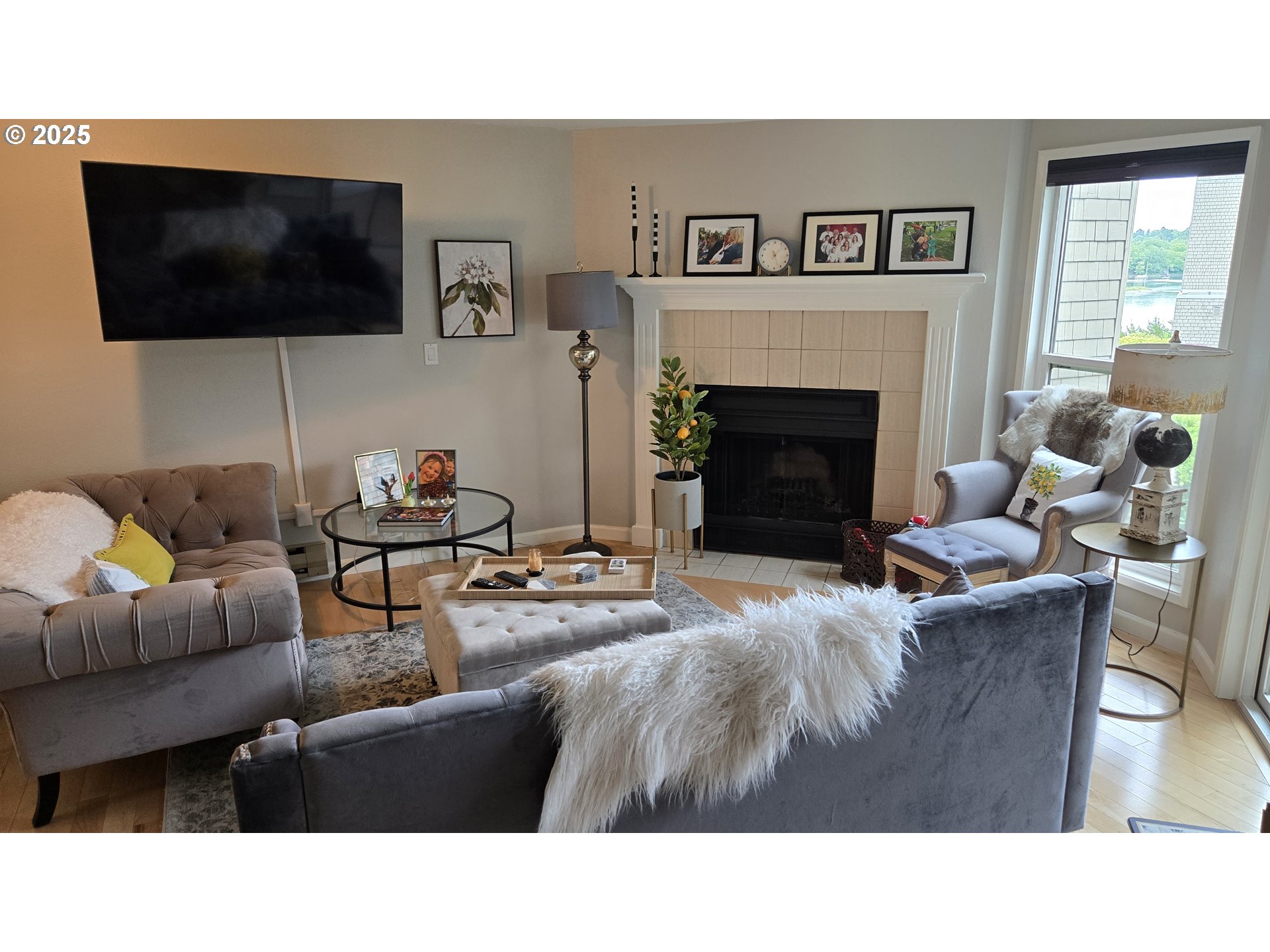 5624 South Riverside Lane, Unit 8 Portland, OR 97239 - Photo 5 of 11