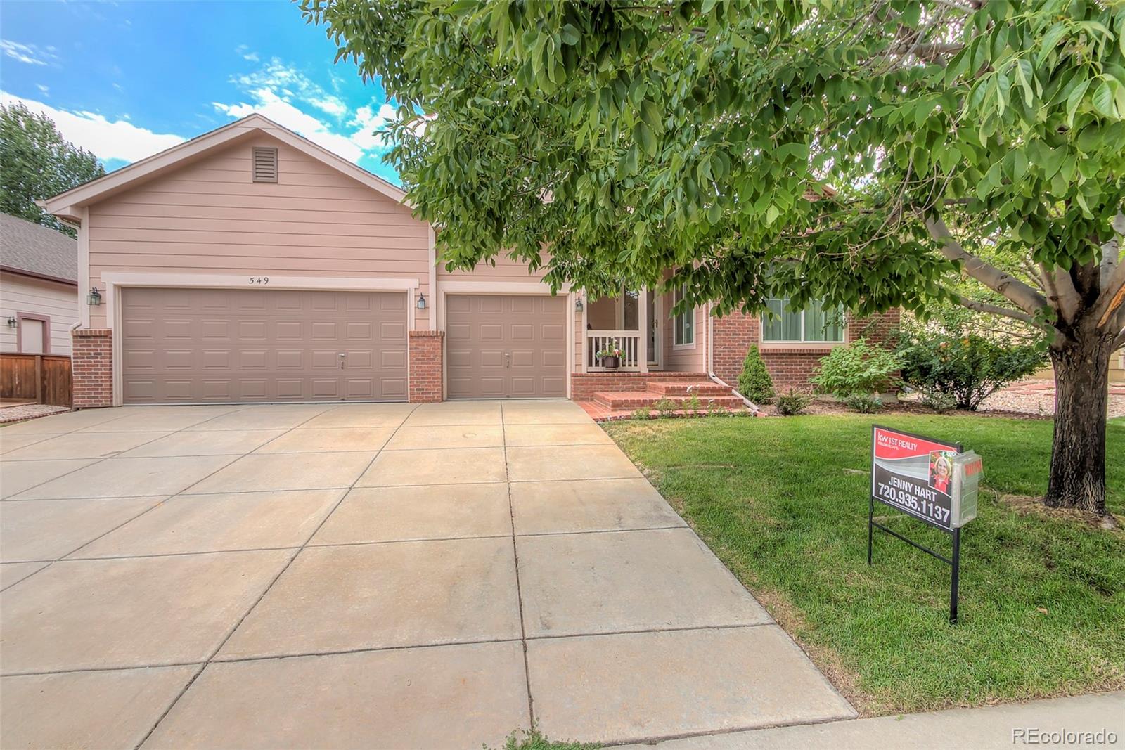 549 Americana Road Longmont, CO 80504 - Photo 2 of 30 Gallery Image 2