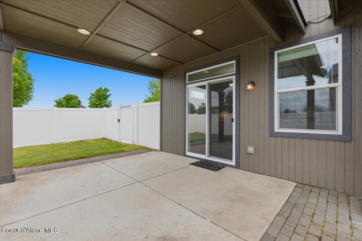 6025 West Trestle Street Rathdrum, ID 83858 - Photo 29 of 46 Back Patio