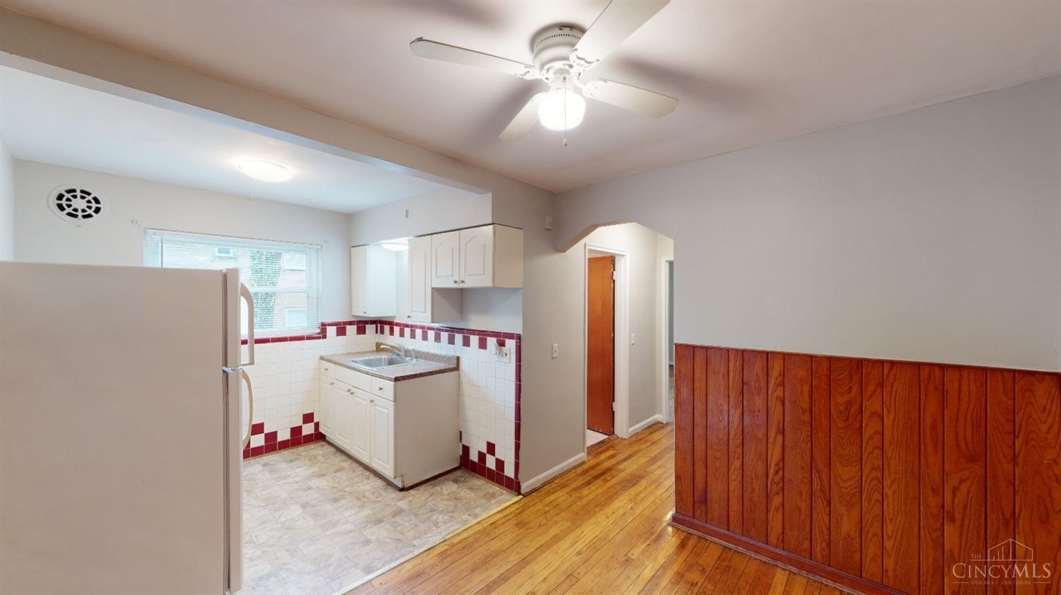 4437 Ridgeview Avenue Cincinnati, OH 45238 - Photo 14 of 27 Gallery Image 14