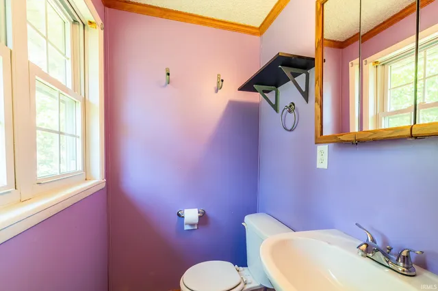 $199,000 | 423 Jay Street, Topeka, IN 46571