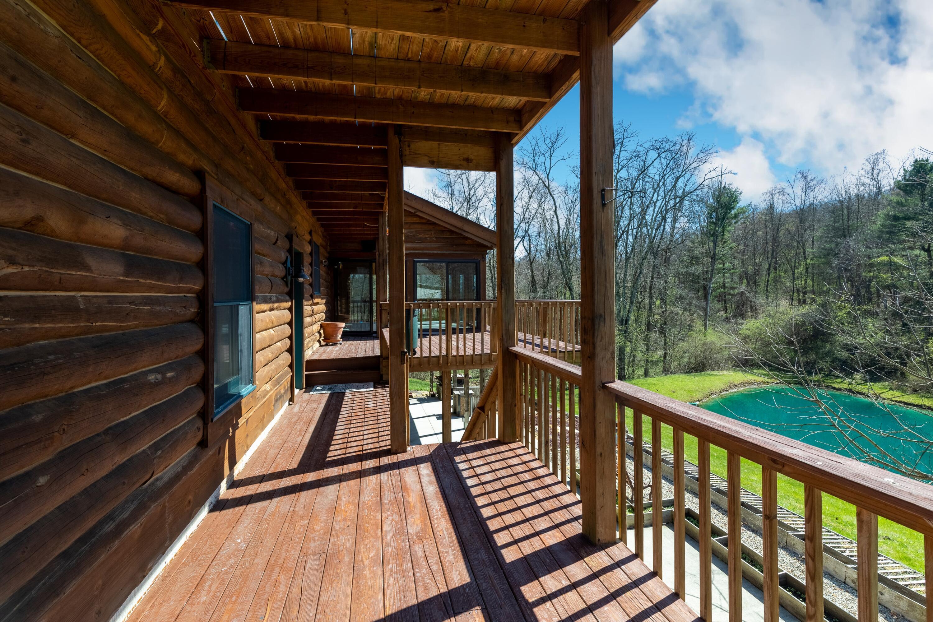 7700 Ballou Road Newark, OH 43056 - Photo 58 of 78 58. Porch