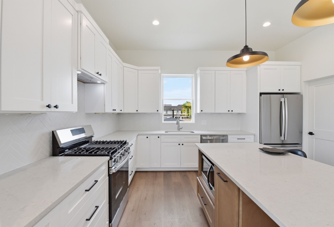 7708 Earl Rudder Way Houston, TX 77055 - Photo 18 of 45