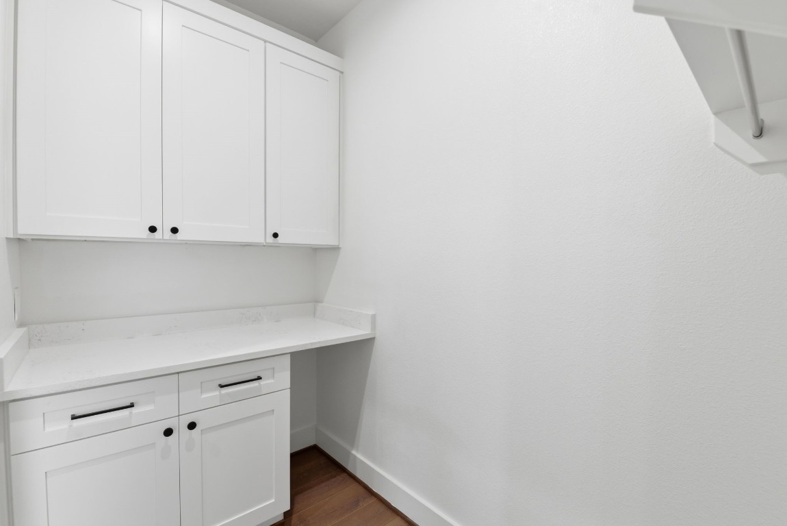 7708 Earl Rudder Way Houston, TX 77055 - Photo 35 of 45