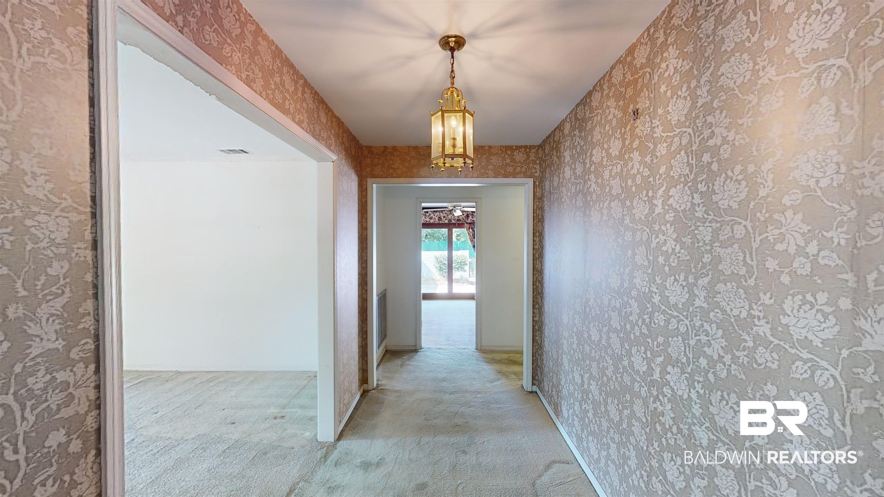 24 Ashley Drive Mobile, AL 36608 - Photo 2 of 37