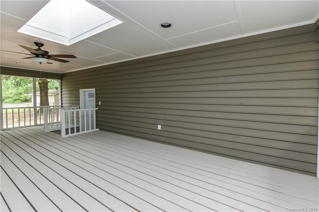 1750 Highway 55 Road Clover, SC 29710 - Photo 6 of 30