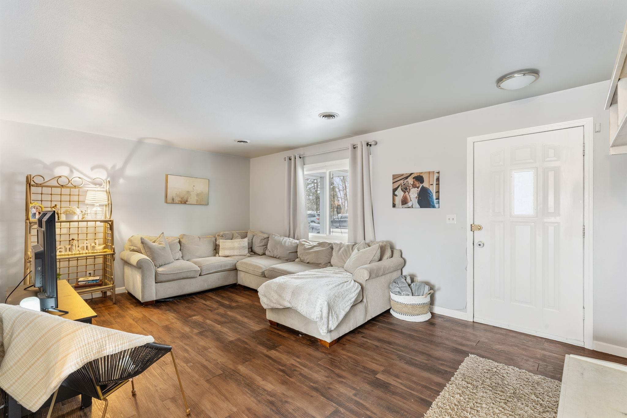 59173 Timber Trail Goshen, IN 46528 - Photo 3 of 23