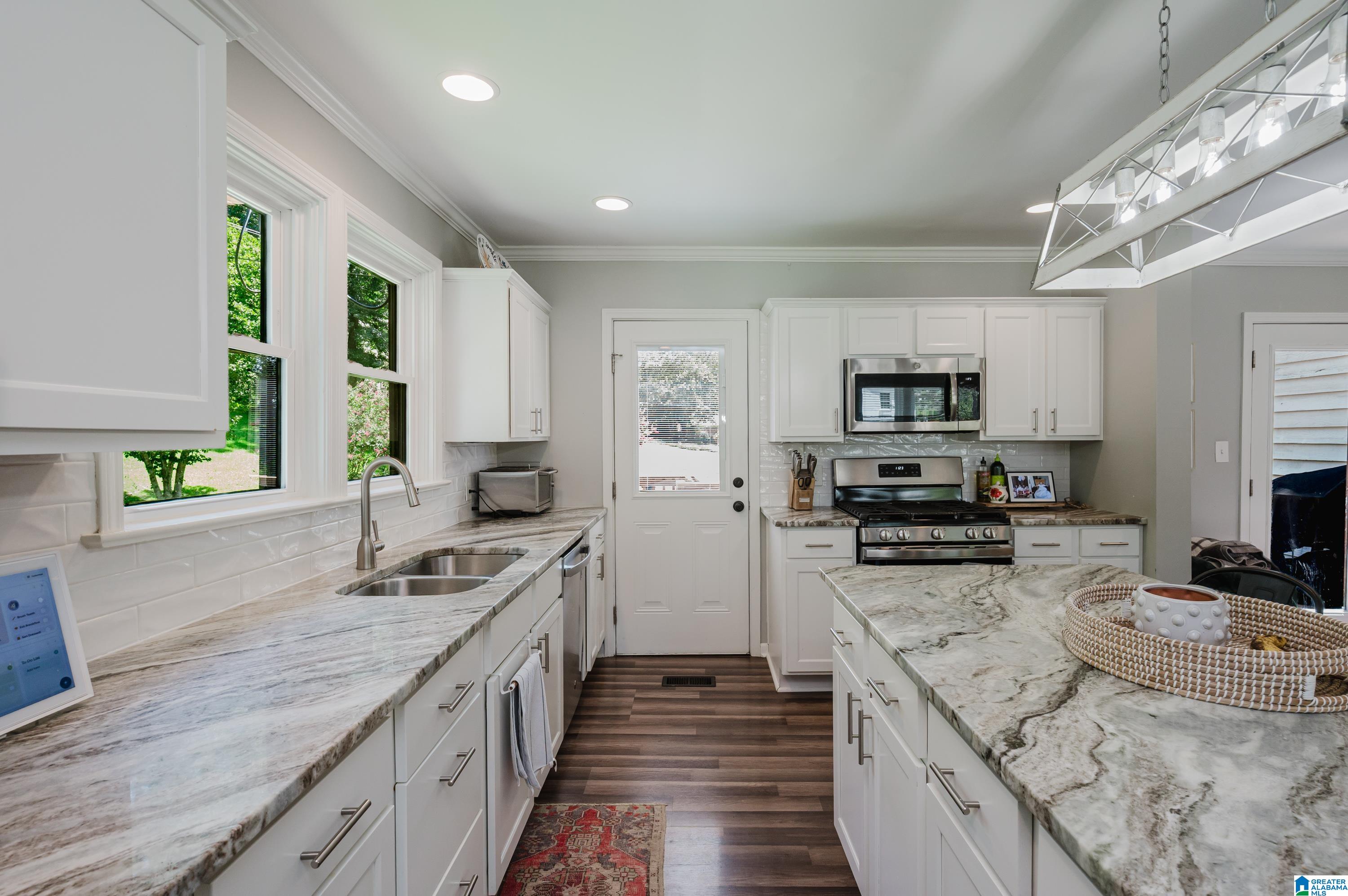 2301 Jacobs Road Vestavia Hills, AL 35216 - Photo 15 of 42 Gallery Image 15