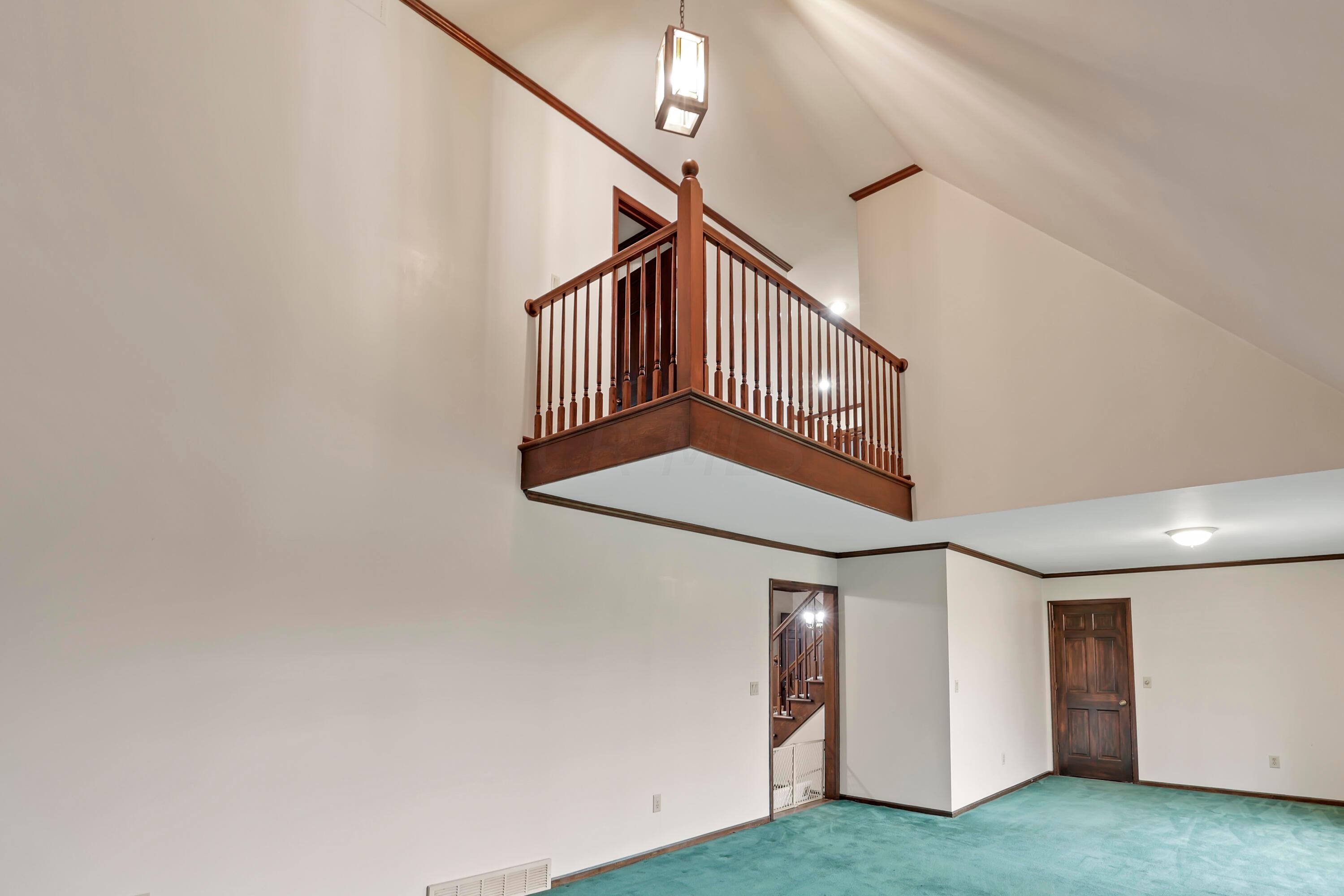 8430 Marcy Road Northwest Lancaster, OH 43130 - Photo 21 of 51 1st Floor Family Room