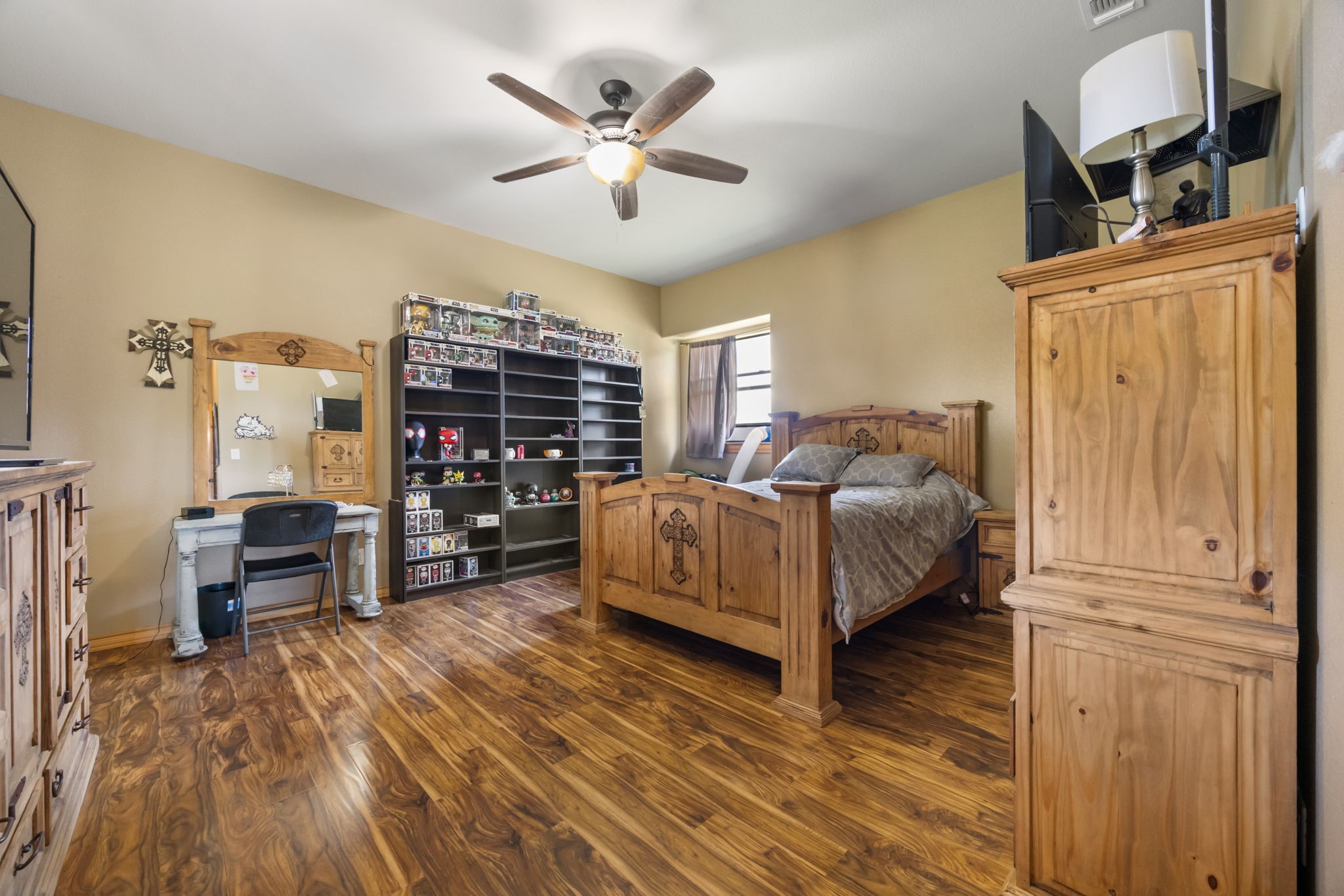 11970 Sulphur Springs Road Adkins, TX 78101 - Photo 20 of 50 secondary bedroom down