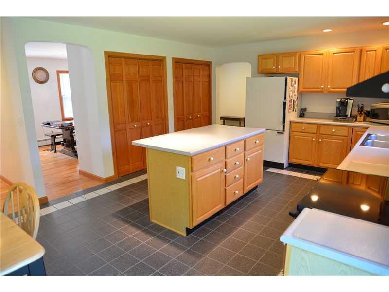299 Waterman Road Buxton, ME 04093 - Photo 17 of 23 Kitchen.