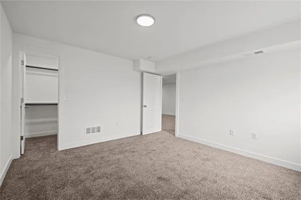 $359,900 | 3820 Northwest 93rd Street, Kansas City, MO 64154