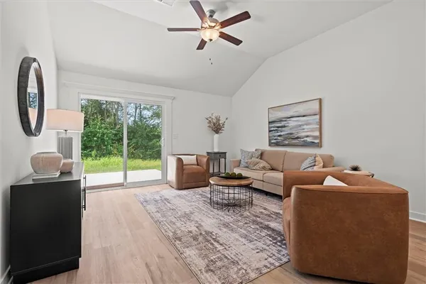 $359,900 | 3820 Northwest 93rd Street, Kansas City, MO 64154