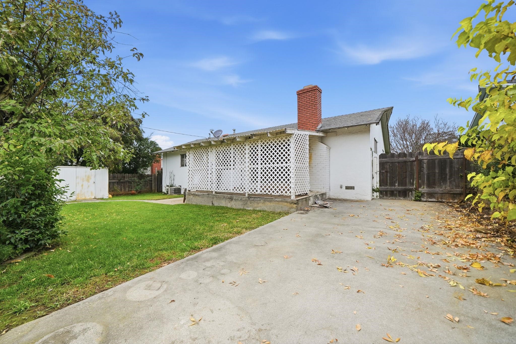 228 Encinal Drive Red Bluff, CA 96080 - Photo 26 of 34