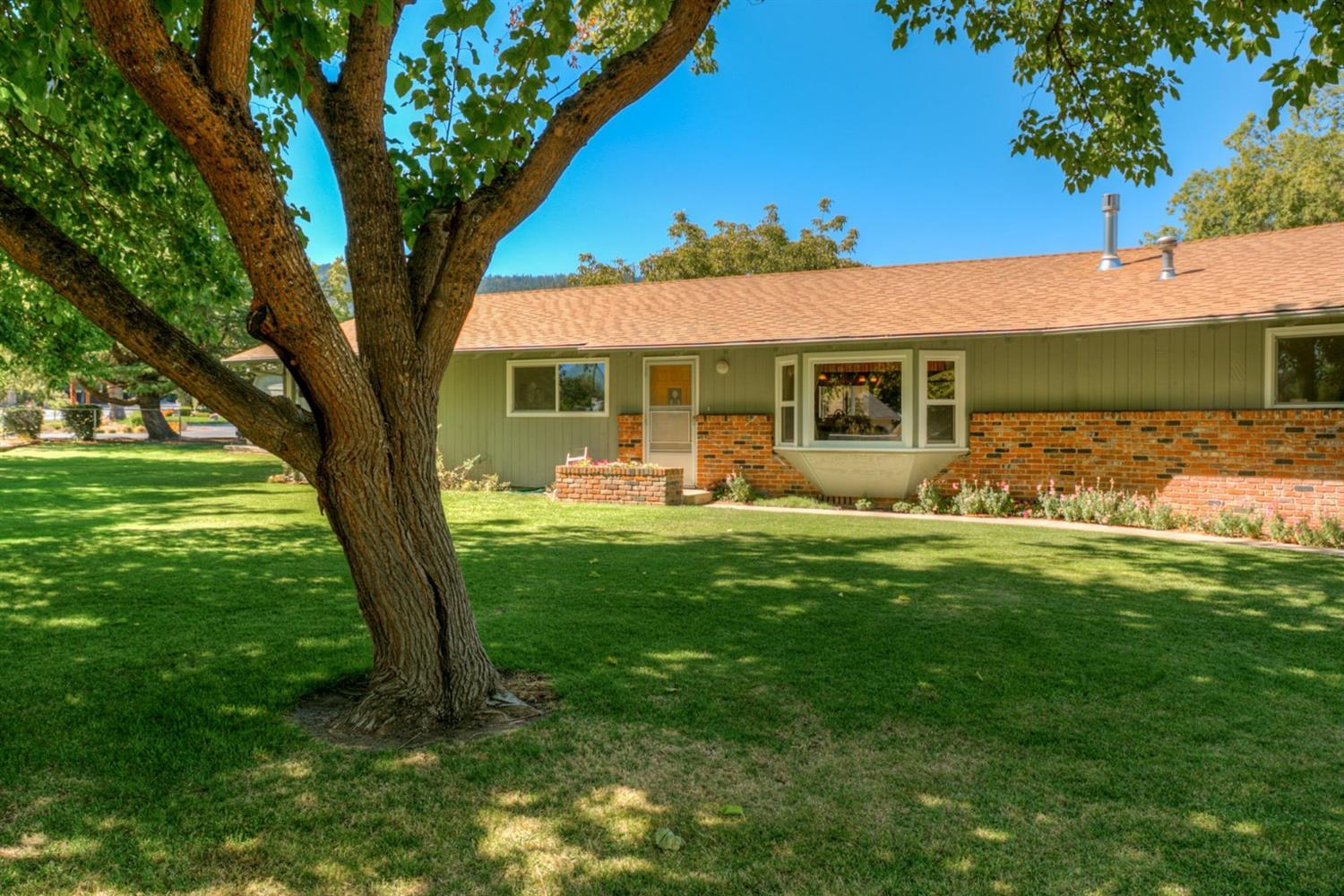 3219 Freeland Road Central Point, OR 97502 - Photo 2 of 20 Additional Photo