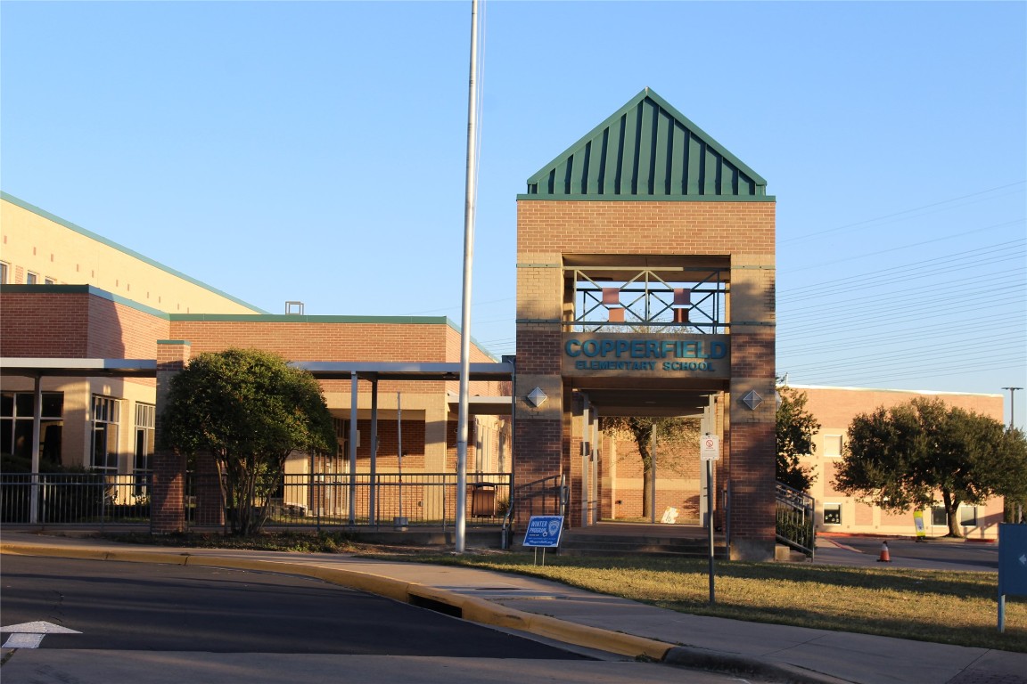 12136 Thompkins Drive, Unit B Austin, TX 78753 - Photo 7 of 7 View of building exterior