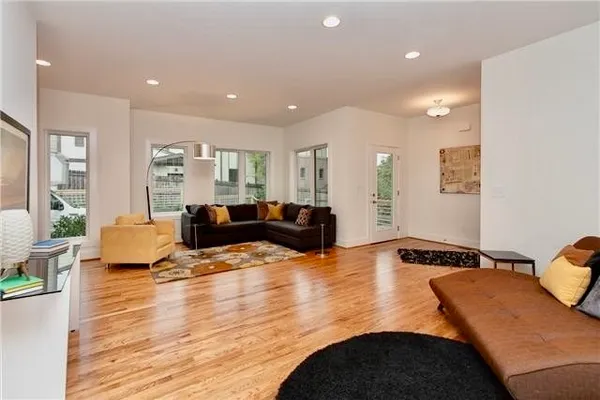 $4,800 | 1820 Wildwood Avenue, Unit B, Nashville, TN 37212