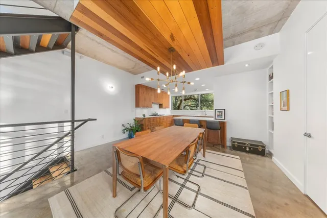 $955,000 | 2301 South 5th Street, Unit 6, Austin, TX 78704