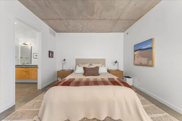 $955,000 | 2301 South 5th Street, Unit 6, Austin, TX 78704