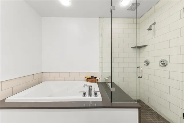 $955,000 | 2301 South 5th Street, Unit 6, Austin, TX 78704