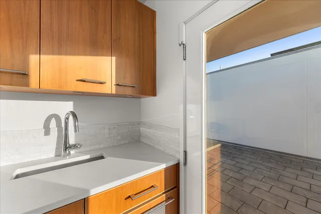 $955,000 | 2301 South 5th Street, Unit 6, Austin, TX 78704