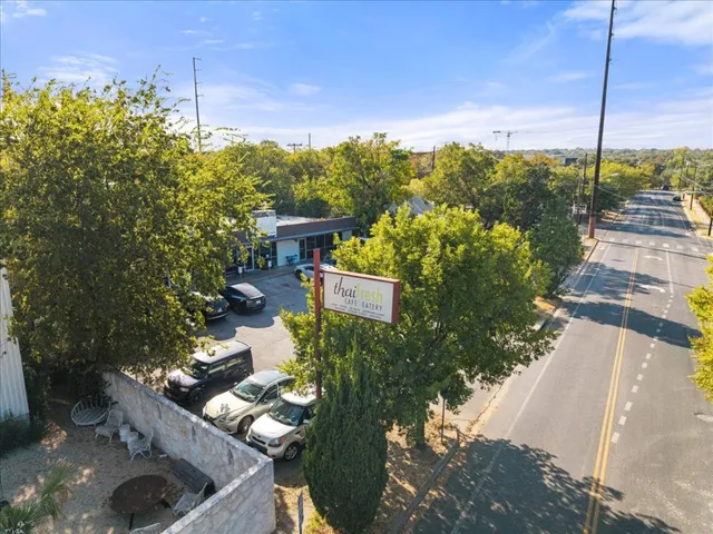 $955,000 | 2301 South 5th Street, Unit 6, Austin, TX 78704