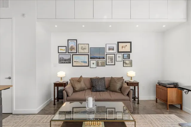 $955,000 | 2301 South 5th Street, Unit 6, Austin, TX 78704